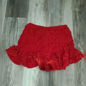 SHEIN Red Flounce Hem Shorts